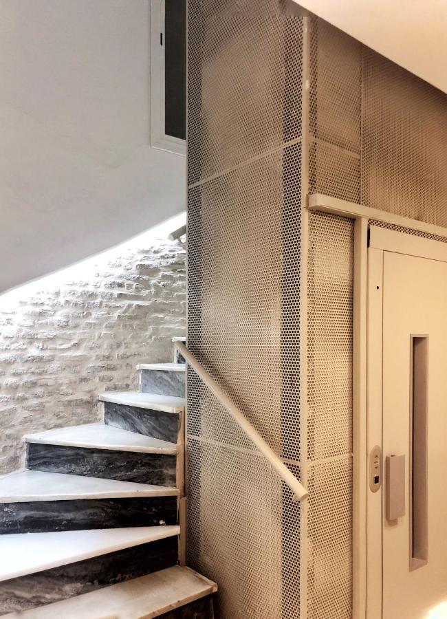Omm Suites Sevilla Экстерьер фото